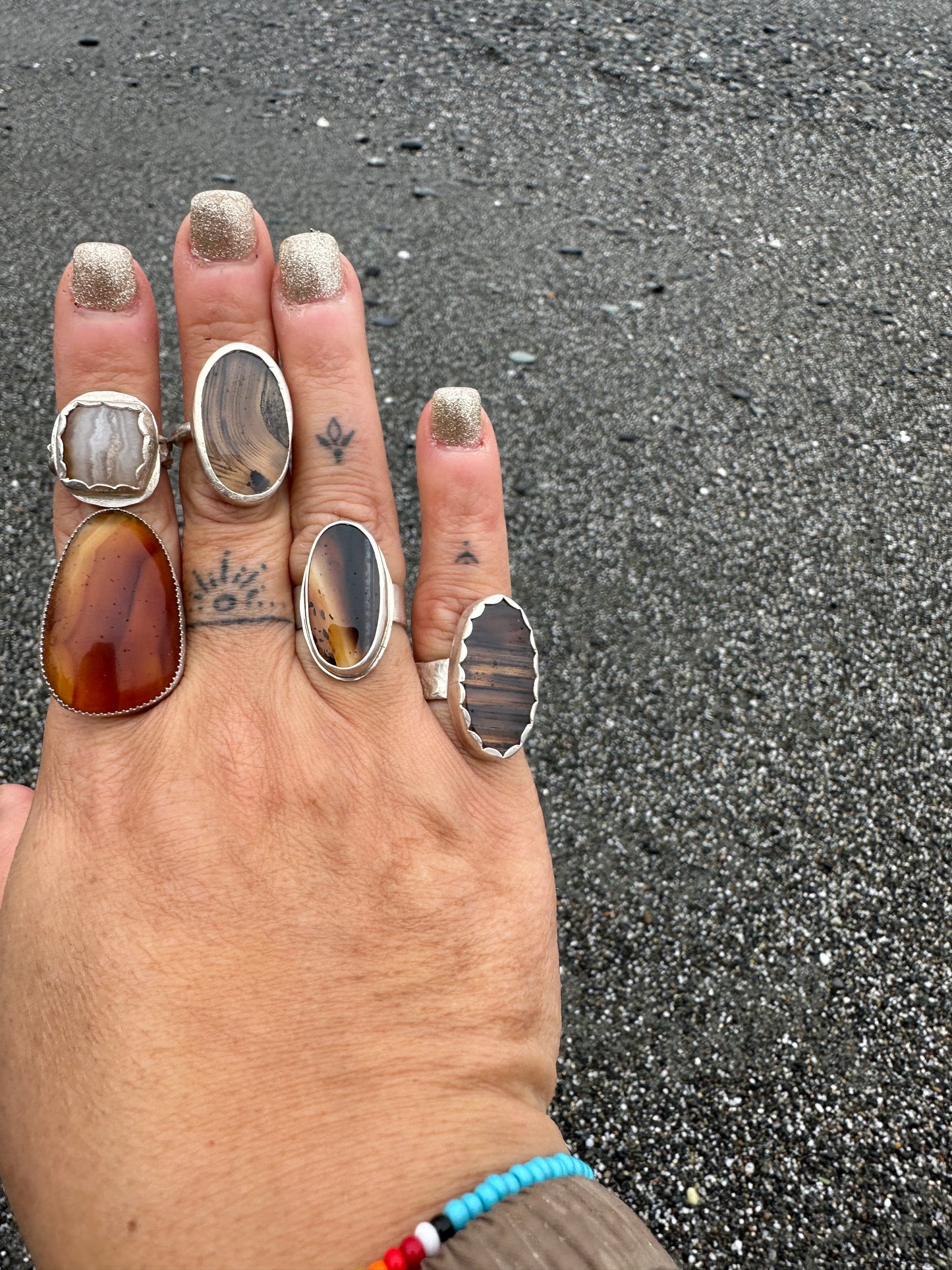Yellowstone River Agate cabochon, size 7.5