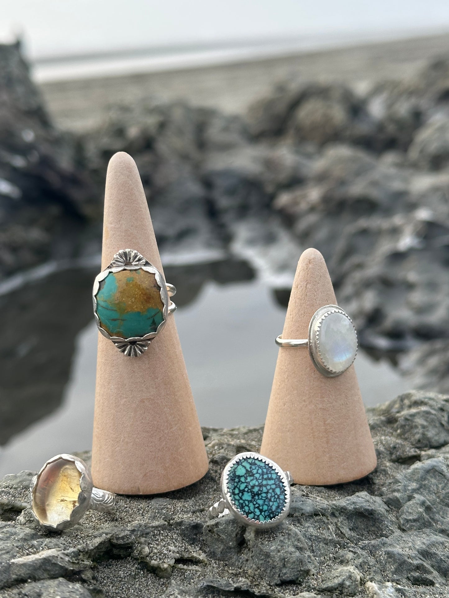 Spider Natural Tibetian Turquoise Cabochon, size 7