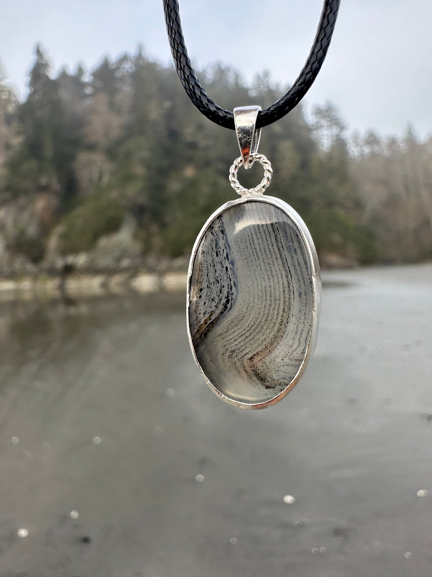 Yellowstone River Agate Pendant