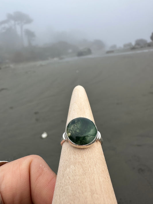 Moss Agate Cabochon 12mm, size 8